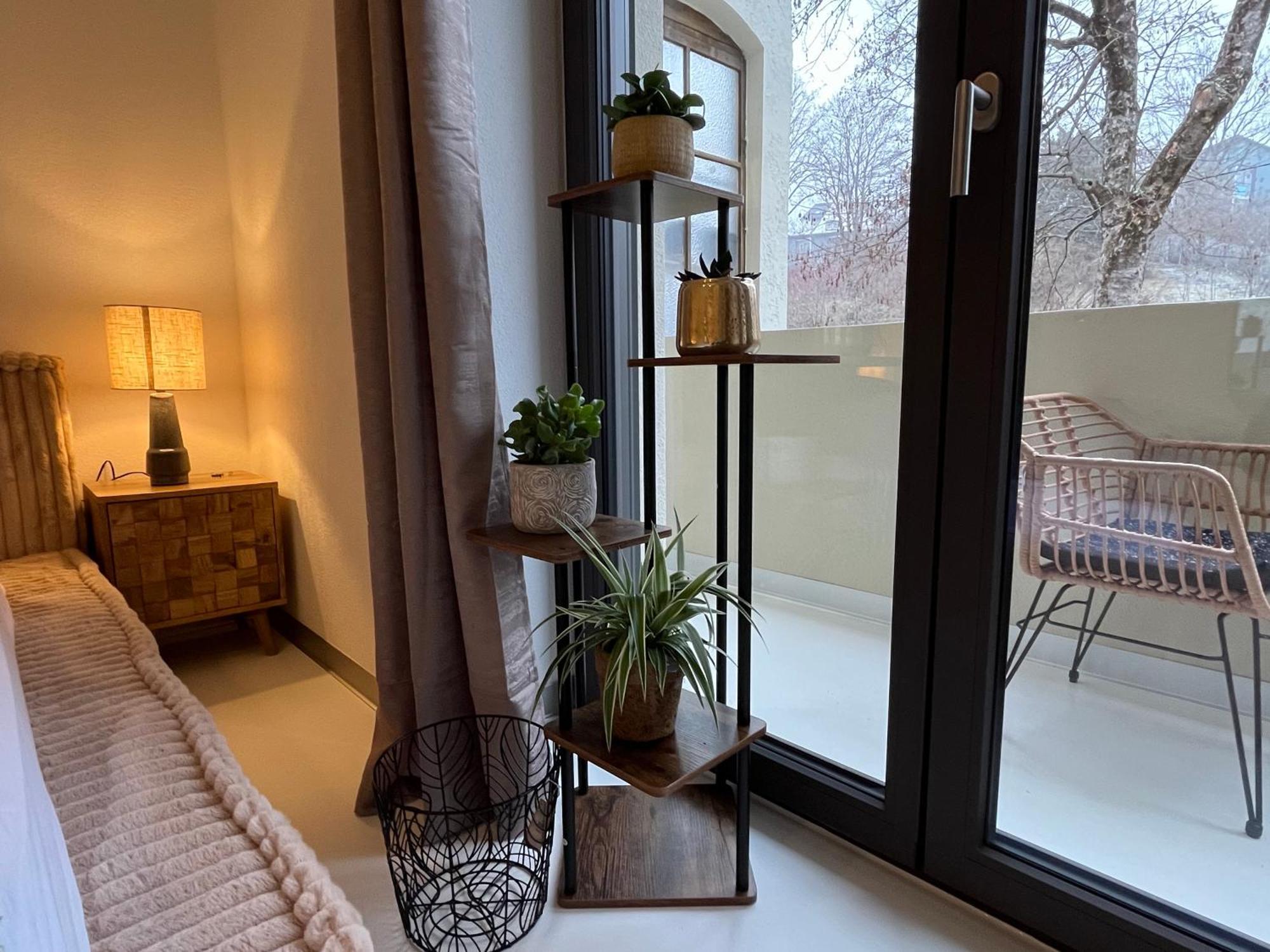 Stuttgart Lux Living - Stilvolles Wohnen Im Zentrum Room photo